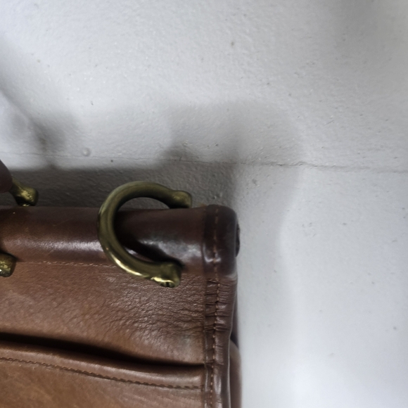 Vintage 90's Coach British Tan Leather Willis Bag \ Missing Shoulder Strap - Picture 12 of 16